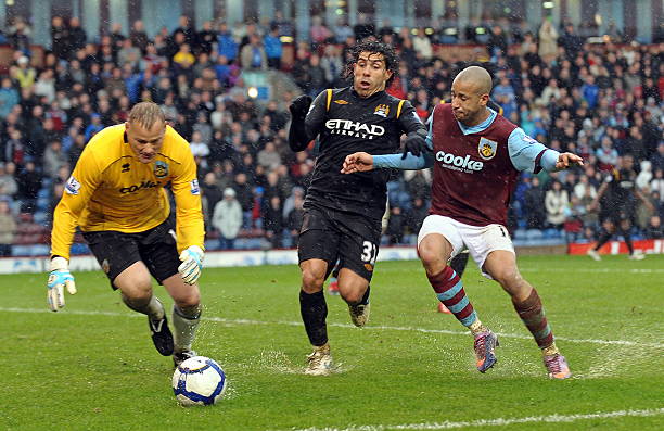 队的巅峰对 队的巅峰对